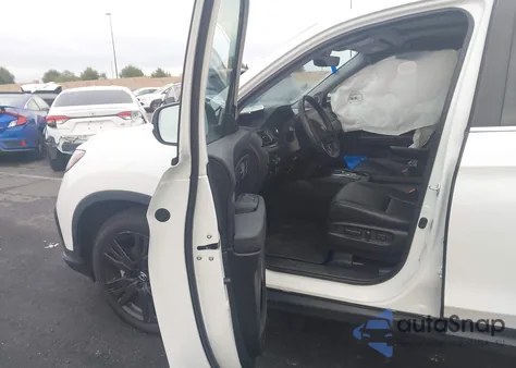 2022 Honda Pilot 2Wd Special Edition z USA, uszkodzony, nr VIN 5FNYF5H28NB030036